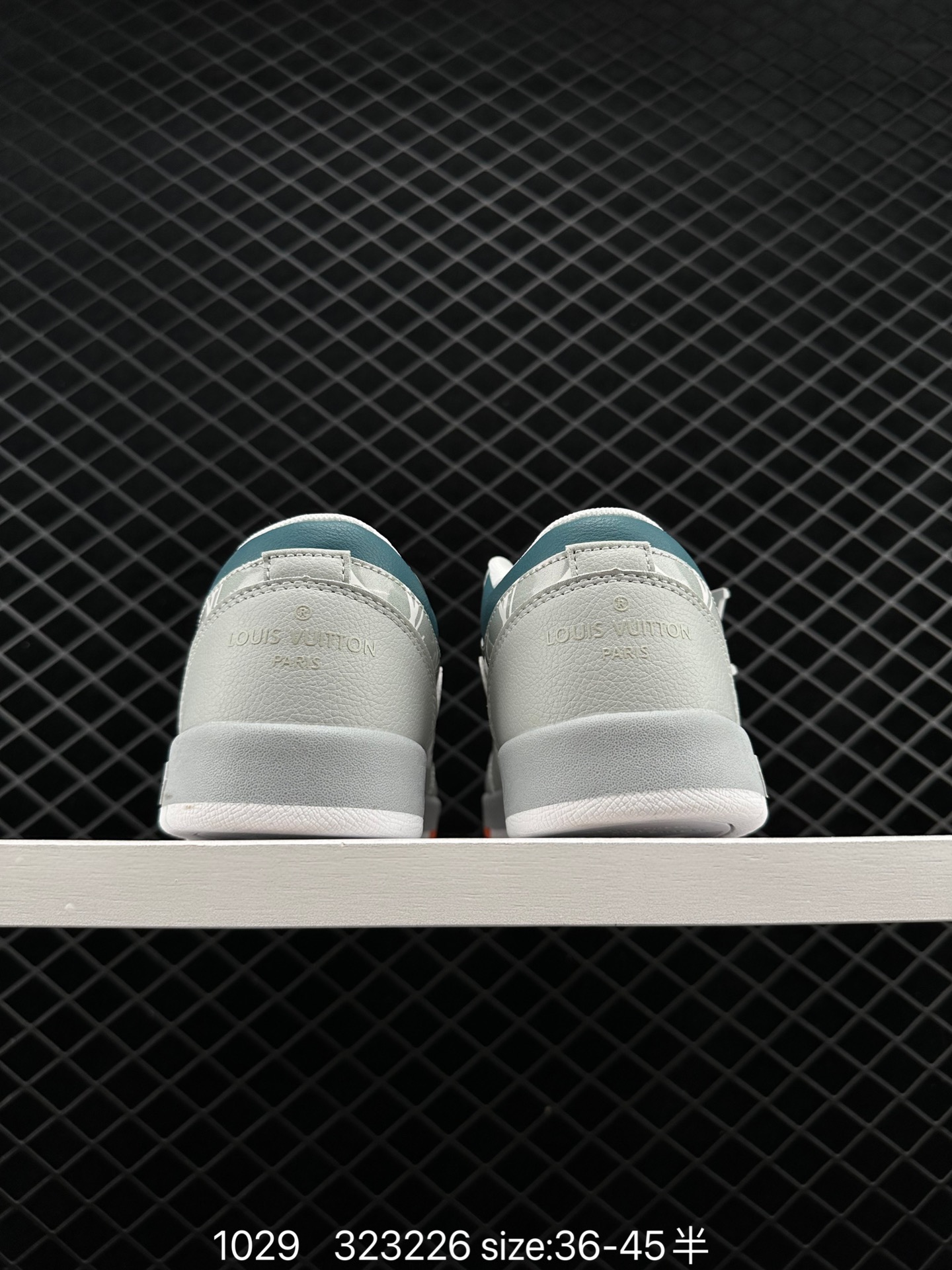 Nike Air Jordan 1 Retro High OG”Black/White“